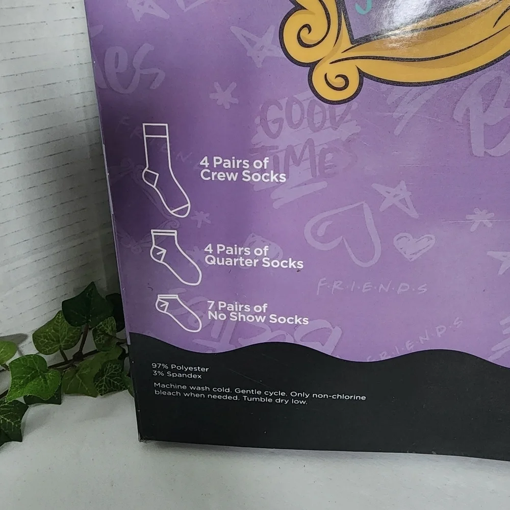 Friends 15 Days of Socks Set Advent Calendar Child Size M New